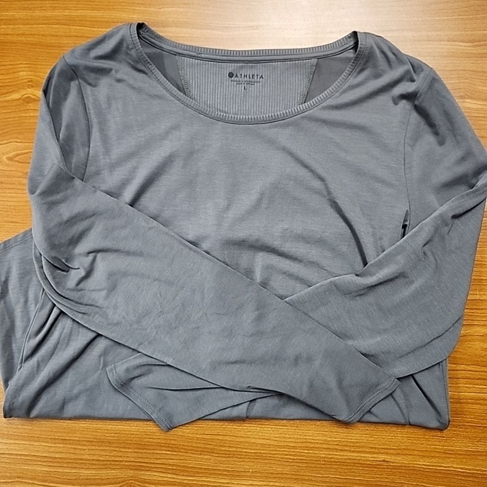 Athleta Essence Semi Fit Sweatshirt Women’s L Grey Long Sleeve Split Back